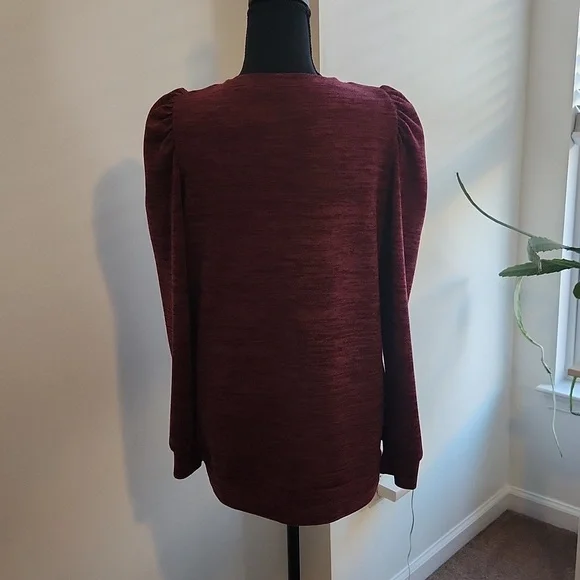 Maroon puffed sleeve top - Picture 7 of 8
